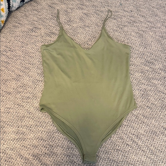 Sage Green Gaze Bodysuit sz Lg - Picture 1 of 4
